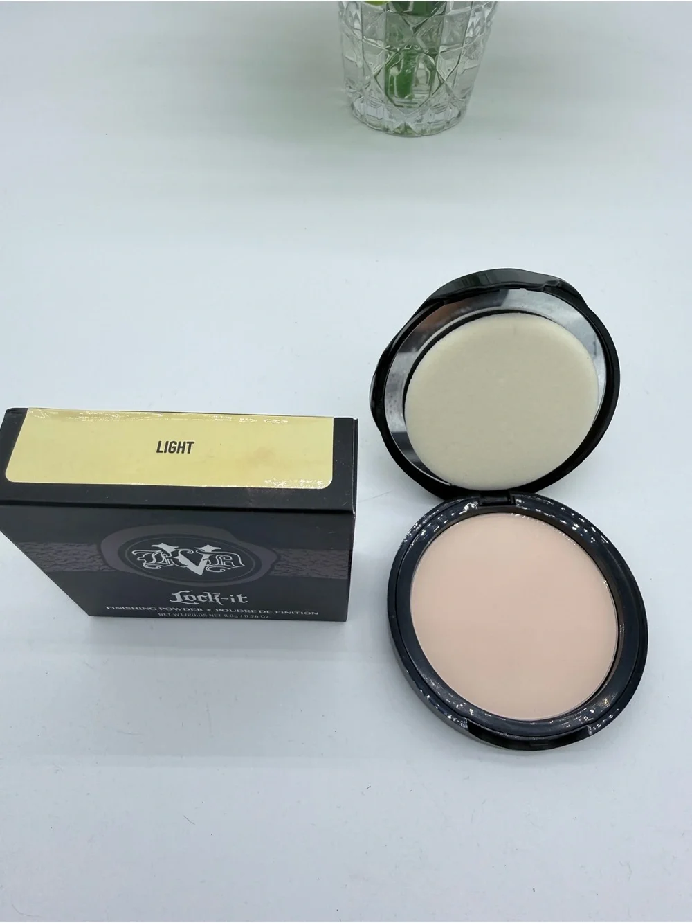 KVD Kat Von D Lock-It LIGHT Finishing Powder Full Size 0.28oz NIB NEW